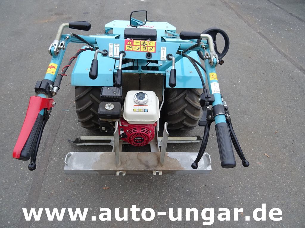 KASSBOHRER Kässbohrer BeachTech Sweepy Strandreiniger - Kendaraan Kota/ Khusus: gambar 5 KASSBOHRER Kässbohrer BeachTech Sweepy Strandreiniger - Kendaraan Kota/ Khusus: gambar 5