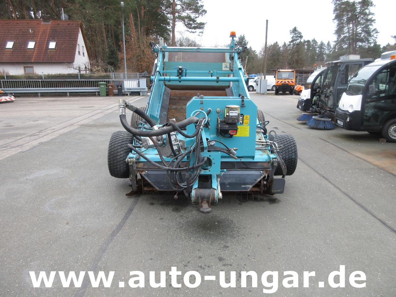 Kässbohrer BeachTech 2000 Strandreiniger Beachcleaner Nettoyeur Cribleuse de Plage - Kendaraan Kota/ Khusus: gambar 2 Kässbohrer BeachTech 2000 Strandreiniger Beachcleaner Nettoyeur Cribleuse de Plage - Kendaraan Kota/ Khusus: gambar 2