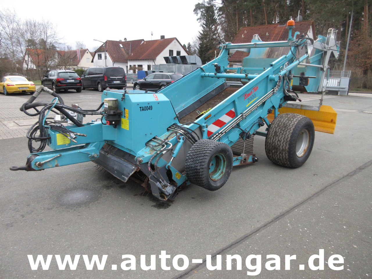 Kässbohrer BeachTech 2000 Strandreiniger Beachcleaner Nettoyeur Cribleuse de Plage - Kendaraan Kota/ Khusus: gambar 3 Kässbohrer BeachTech 2000 Strandreiniger Beachcleaner Nettoyeur Cribleuse de Plage - Kendaraan Kota/ Khusus: gambar 3