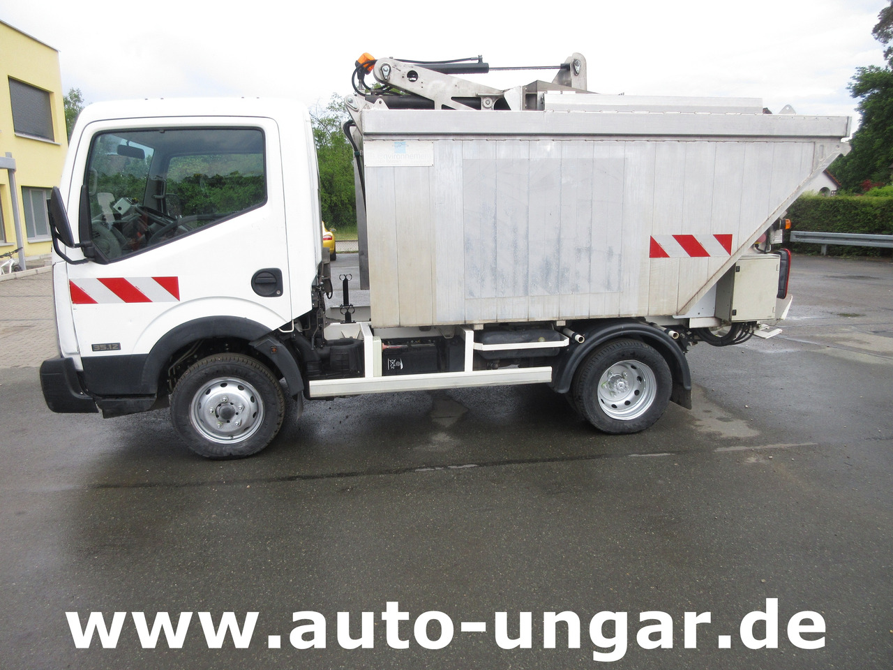 NISSAN Cabstar Faun City - Provence Benne Müllwagen Lifter Presse Kipper 3.500kg - Truk sampah: gambar 4 NISSAN Cabstar Faun City - Provence Benne Müllwagen Lifter Presse Kipper 3.500kg - Truk sampah: gambar 4