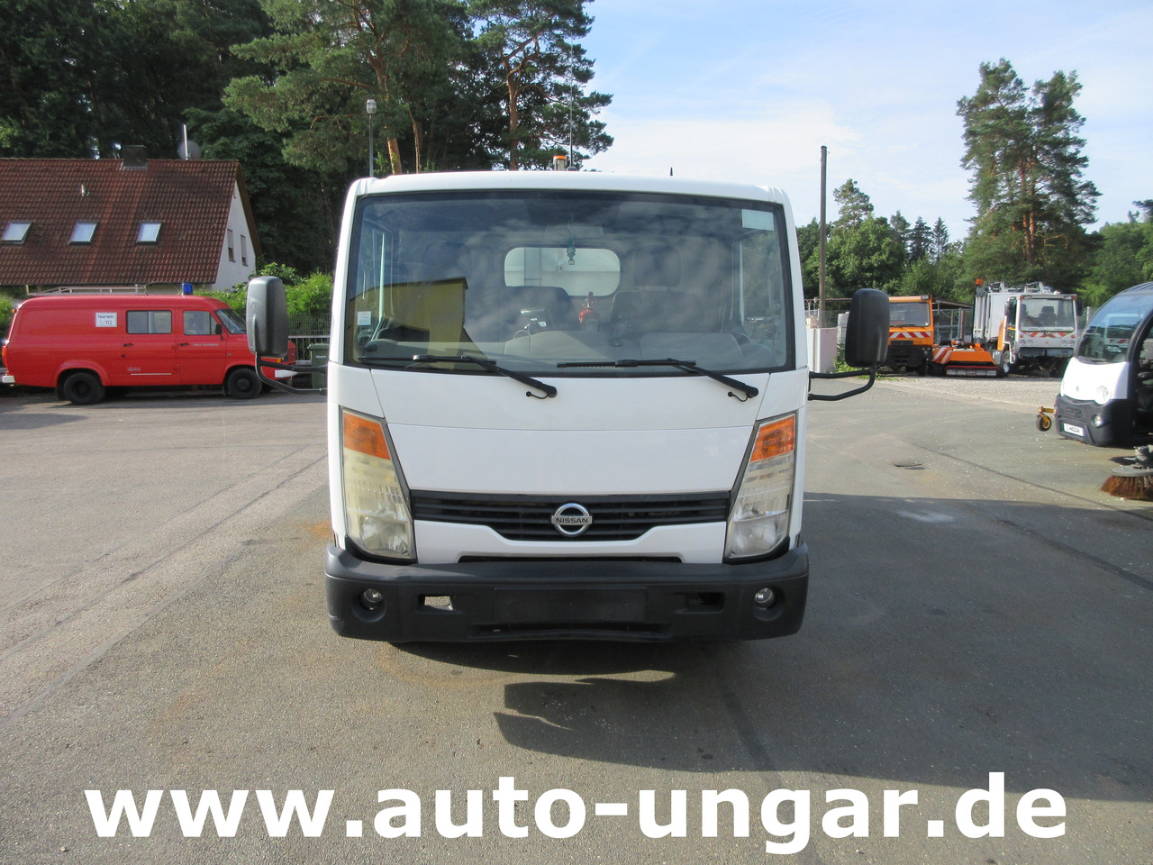 Nissan Cabstar 35.14 Mecagil Lebon Müllwagen BOM Garbage Truck 3.500kg - Truk sampah: gambar 2 Nissan Cabstar 35.14 Mecagil Lebon Müllwagen BOM Garbage Truck 3.500kg - Truk sampah: gambar 2