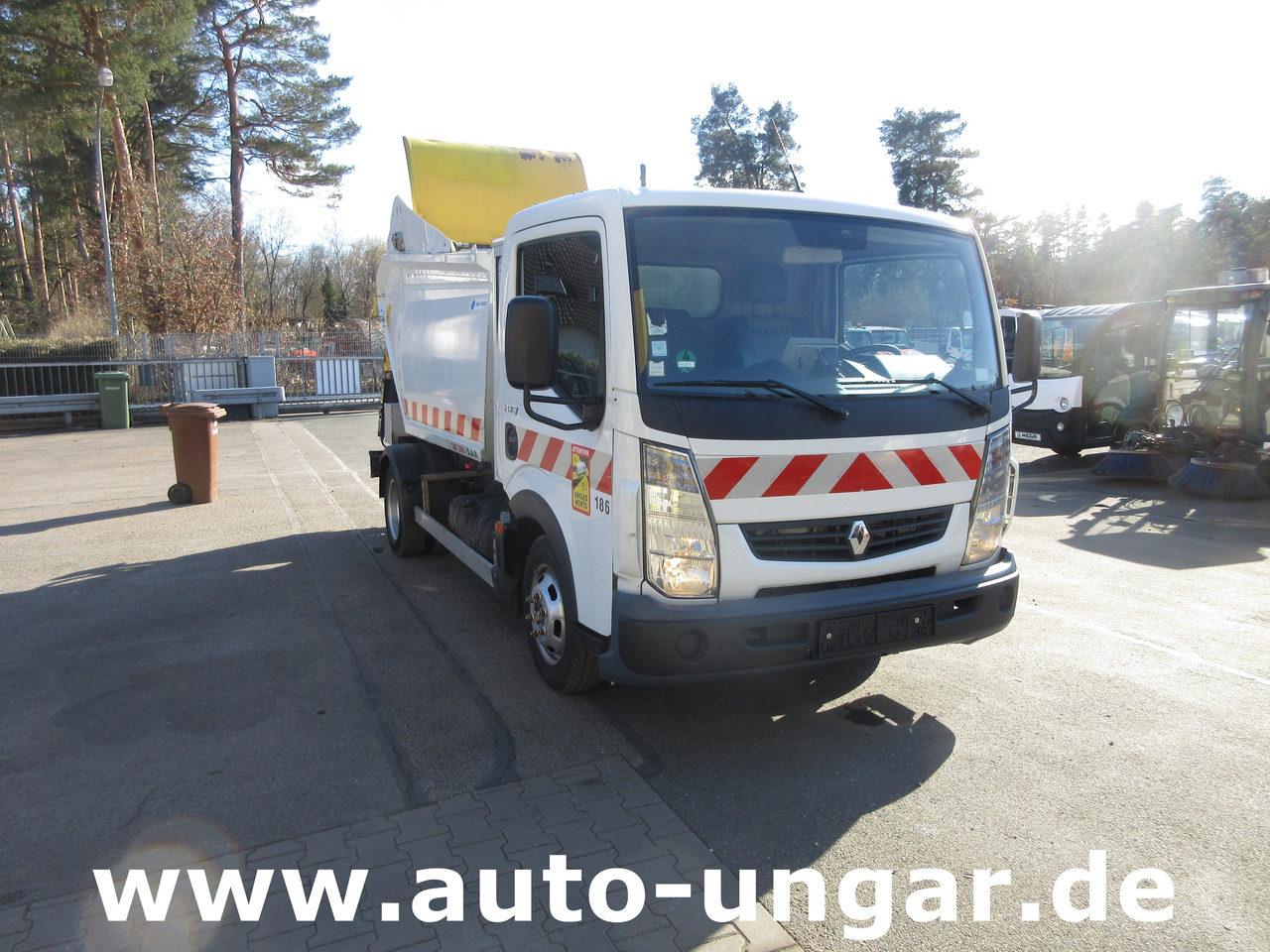 Truk sampah Renault Maxity 130 Müllwagen IRIDE SAT 500 Bj. 2010 4.500kg Presse Schüttung Kipper: gambar 15