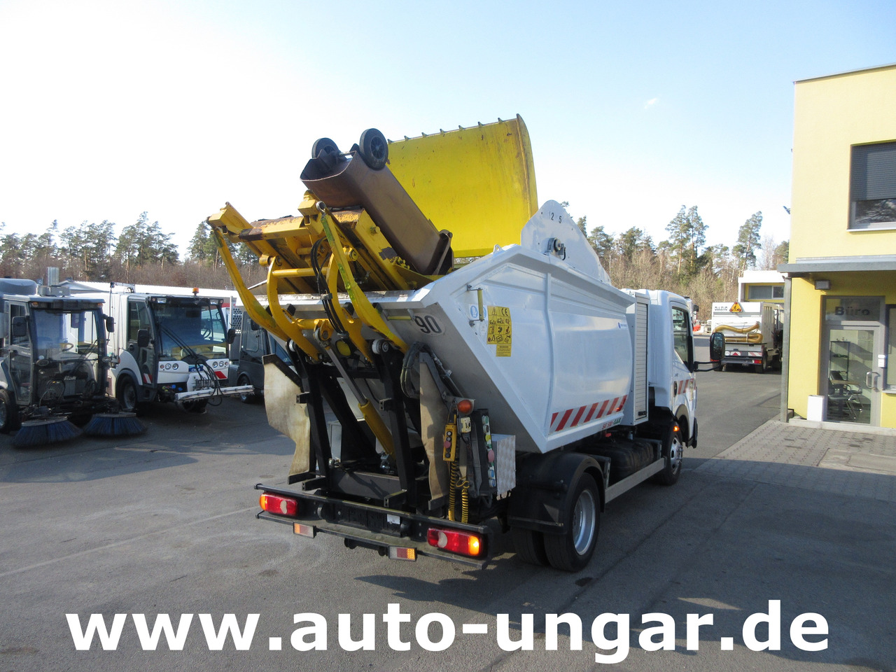 Truk sampah Renault Maxity 130 Müllwagen IRIDE SAT 500 Bj. 2010 4.500kg Presse Schüttung Kipper: gambar 7