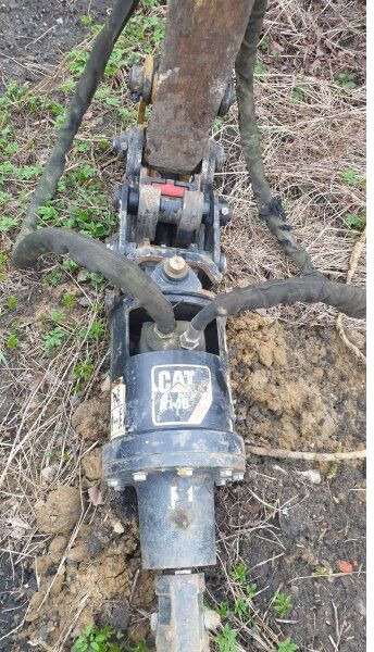 Caterpillar 305 E2 +drill - Ekskavator mini: gambar 5 Caterpillar 305 E2 +drill - Ekskavator mini: gambar 5