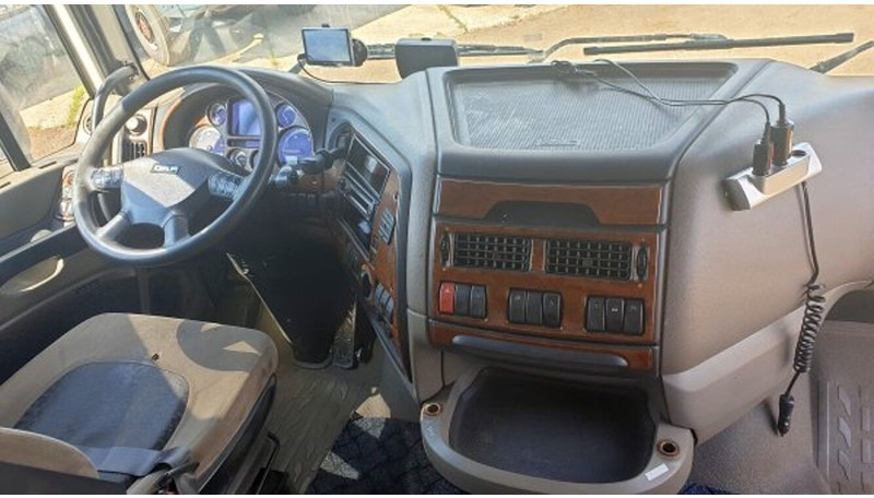 Truk dengan terpal samping DAF 6x2 FX105.460 EEV BDF 7.2m Kogel retarder automat: gambar 11
