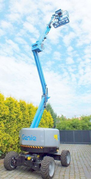 Genie top! Z45 XC diesel 4x4 * 15.86m/454kg - Boom artikulasi: gambar 1 Genie top! Z45 XC diesel 4x4 * 15.86m/454kg - Boom artikulasi: gambar 1