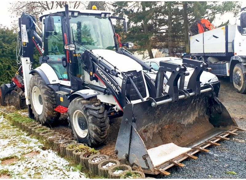 Hidromek HMK 102 B - Backhoe loader: gambar 1 Hidromek HMK 102 B - Backhoe loader: gambar 1