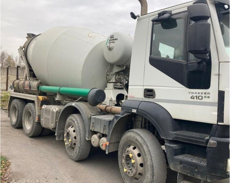 Iveco 8x4 Trakker AD340.T41B +9m3 - Truk pengaduk beton: gambar 2 Iveco 8x4 Trakker AD340.T41B +9m3 - Truk pengaduk beton: gambar 2
