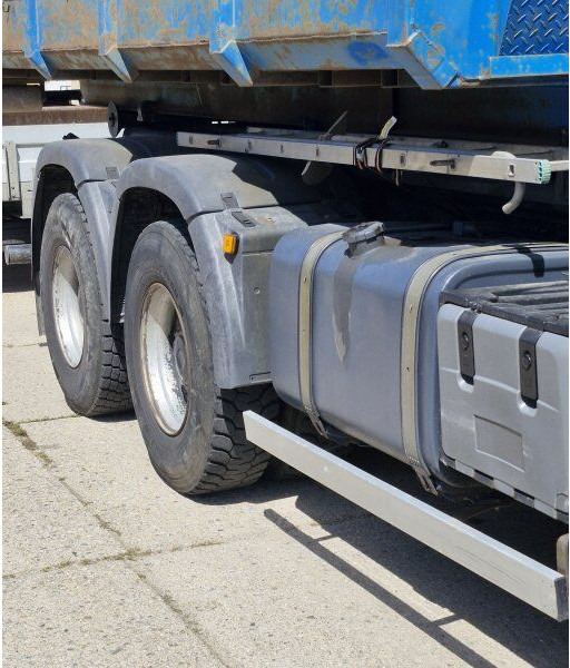 Truk jungkit, Truk derek MAN TGS 33.440 +Terex-Atlas 240: gambar 7