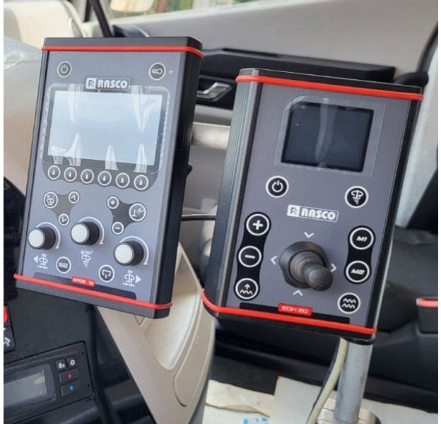 RASCO Solid LLB 4500 (+Kubota diesel) - Penyebar pasir/ Garam: gambar 4 RASCO Solid LLB 4500 (+Kubota diesel) - Penyebar pasir/ Garam: gambar 4