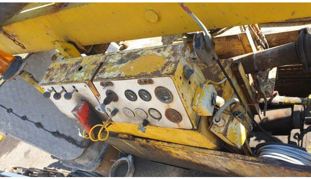 Schwing 25m BPL 601 +6x6 Tatra 815 (DOCS/KFZ MACHINE +1 no docs/kein kfz - Truk pompa beton: gambar 5 Schwing 25m BPL 601 +6x6 Tatra 815 (DOCS/KFZ MACHINE +1 no docs/kein kfz - Truk pompa beton: gambar 5