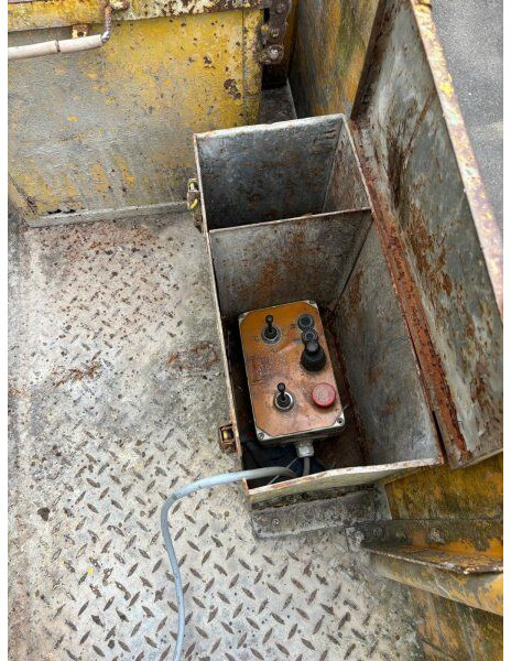 Schwing 2x! 25m BPL 601 +6x6 Tatra 815 (DOCS/KFZ MACHINE +1 no docs/kein - Truk pompa beton: gambar 4 Schwing 2x! 25m BPL 601 +6x6 Tatra 815 (DOCS/KFZ MACHINE +1 no docs/kein - Truk pompa beton: gambar 4