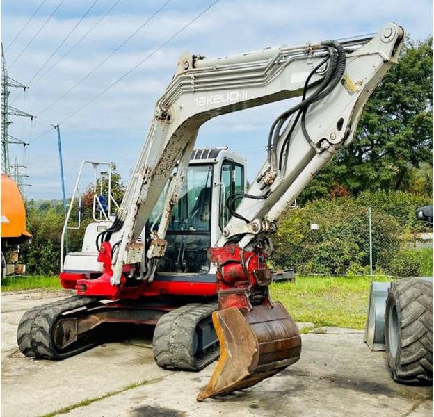 Takeuchi 7t TB175 powertilt - Ekskavator mini: gambar 4 Takeuchi 7t TB175 powertilt - Ekskavator mini: gambar 4