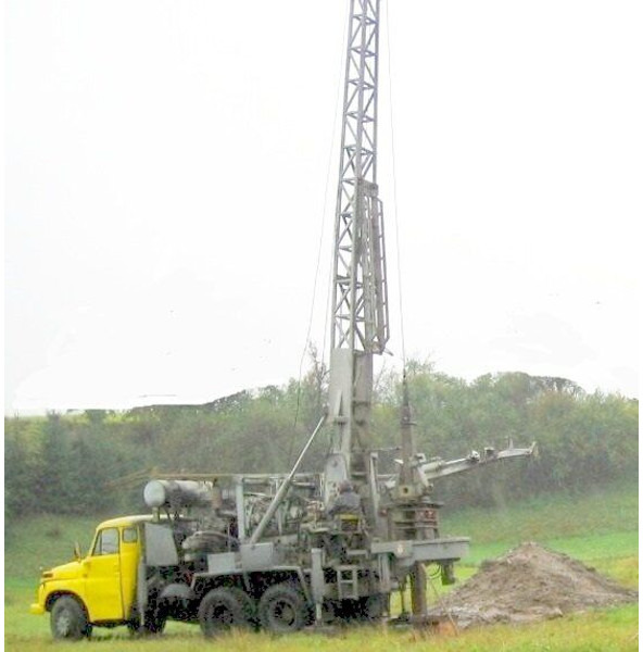 Tatra 148 6x6 +pilot ETAG/CALWELD - HB 300 (30m/150cm) - Anjungan pengeboran: gambar 1 Tatra 148 6x6 +pilot ETAG/CALWELD - HB 300 (30m/150cm) - Anjungan pengeboran: gambar 1