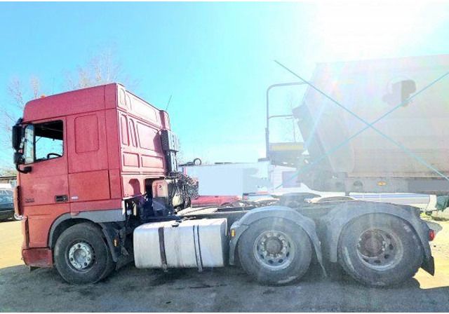 DAF XF 105.460 AT - Tractor head: gambar 4 DAF XF 105.460 AT - Tractor head: gambar 4