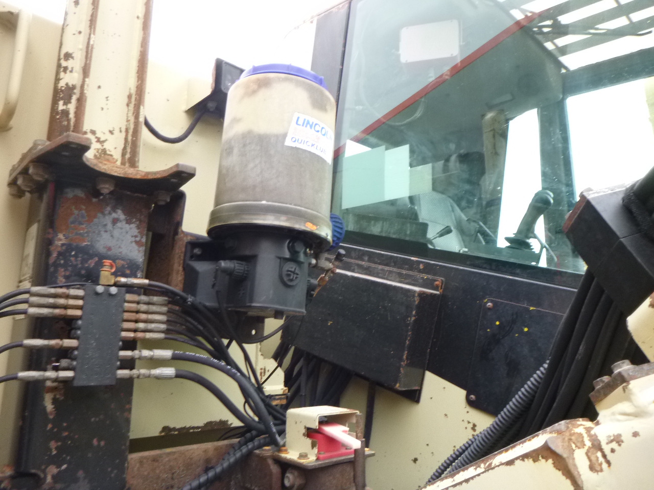 Anjungan pengeboran ATLAS COPCO CM780D: gambar 11