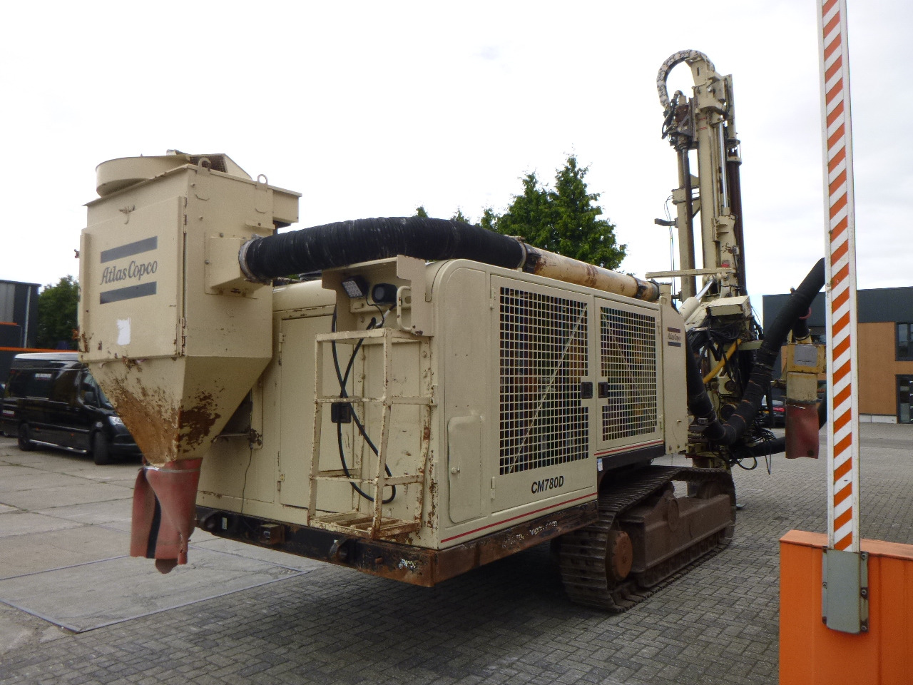 Anjungan pengeboran ATLAS COPCO CM780D: gambar 5