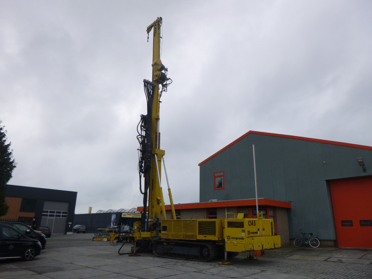 CASAGRANDE C14 ROTATING FOUNDATION ROTARY DRILL - Anjungan pengeboran: gambar 2 CASAGRANDE C14 ROTATING FOUNDATION ROTARY DRILL - Anjungan pengeboran: gambar 2