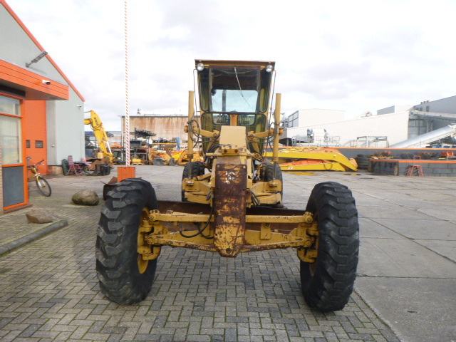 Grader CATERPILLAR 120G: gambar 13