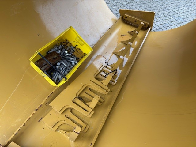 CATERPILLAR CS10/CS11/CS12/CS13 Padfoot kit - Roller jalan: gambar 4 CATERPILLAR CS10/CS11/CS12/CS13 Padfoot kit - Roller jalan: gambar 4