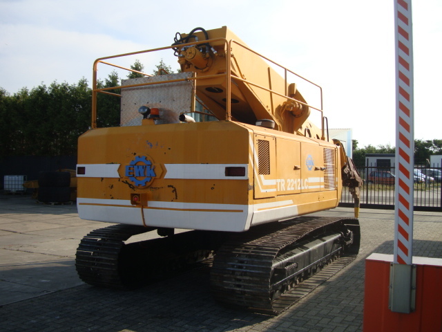 EWK TR2212LC - Ekskavator perayap: gambar 4 EWK TR2212LC - Ekskavator perayap: gambar 4