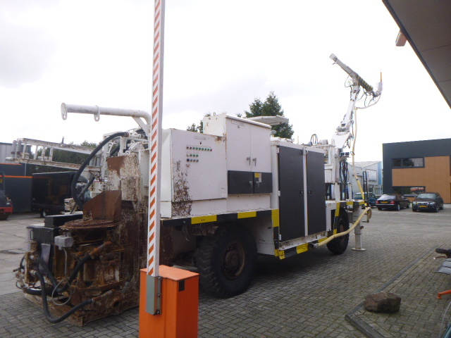 FUJI BUSSAN B-SFW1C-6S DRY / WET SHOTCRETE & GUNITE MACHINE - Peralatan terowongan: gambar 2 FUJI BUSSAN B-SFW1C-6S DRY / WET SHOTCRETE & GUNITE MACHINE - Peralatan terowongan: gambar 2