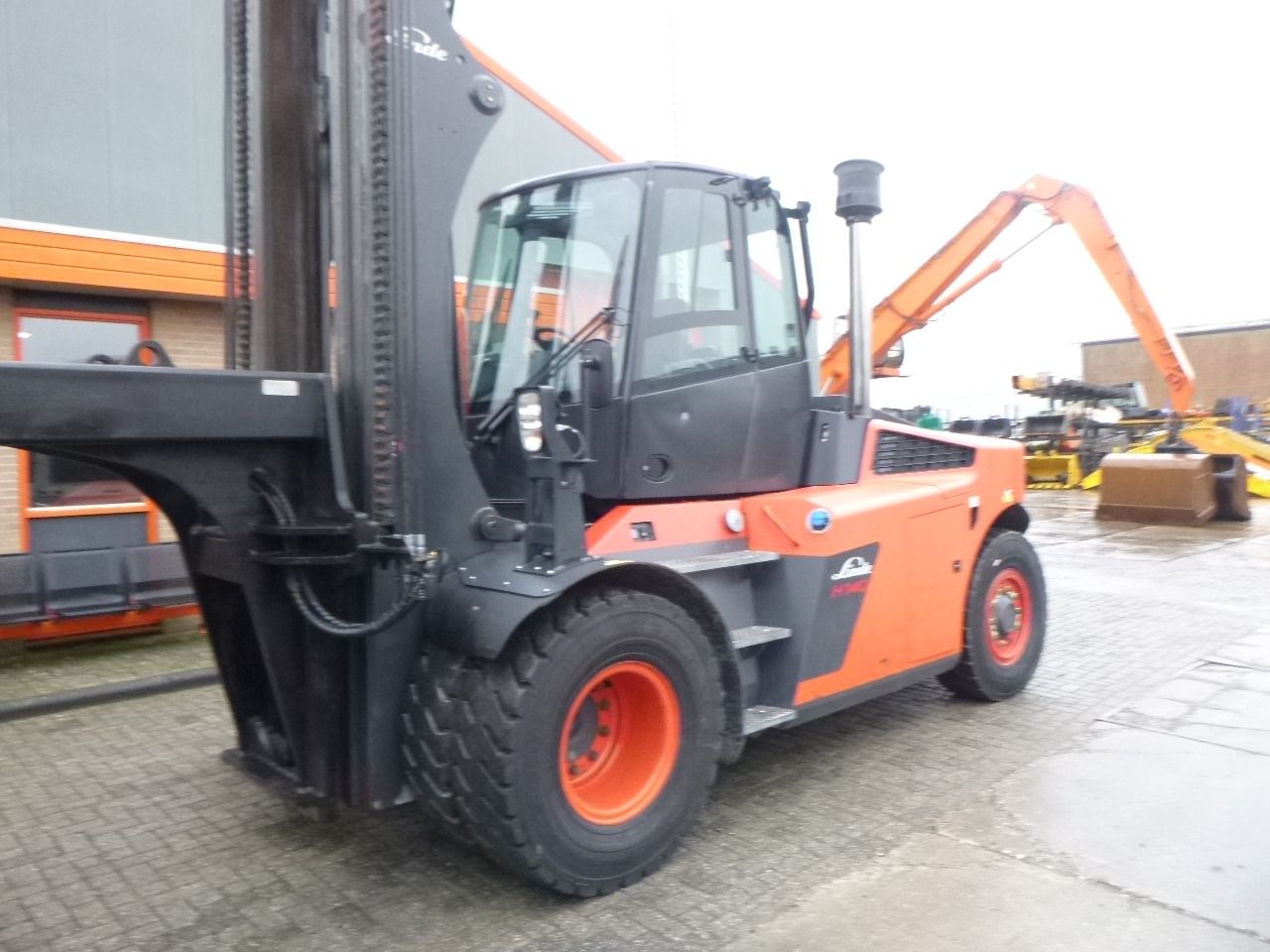 Forklift diesel LINDE H140/1200-02: gambar 19 Forklift diesel LINDE H140/1200-02: gambar 19