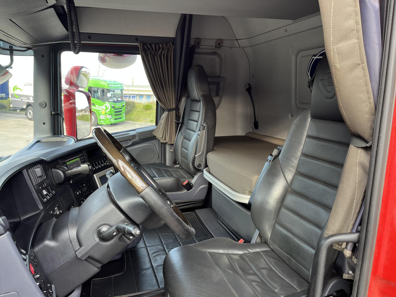 SCANIA porteur + grue AR cabine - Truk sasis: gambar 4 SCANIA porteur + grue AR cabine - Truk sasis: gambar 4