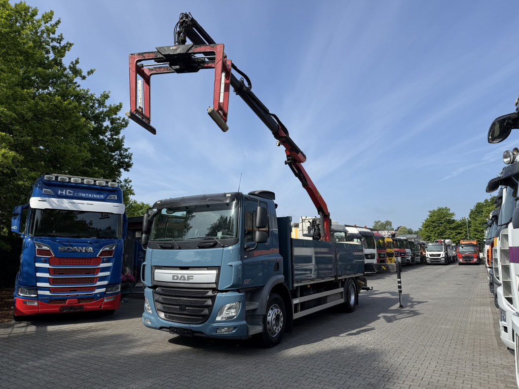 Daf CF320 Palfinger PK12001L Baustoffkran - Truk flatbed, Truk derek: gambar 1 Daf CF320 Palfinger PK12001L Baustoffkran - Truk flatbed, Truk derek: gambar 1