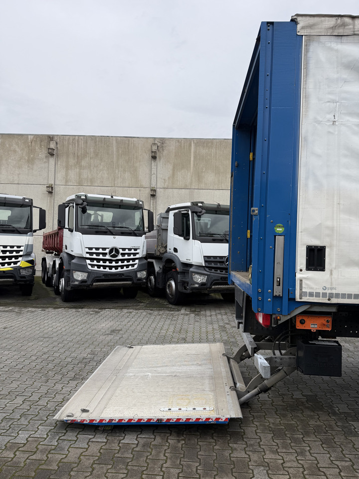 Daf XF480 6X2*4 Kran Hiab X-HiDuo 188 - Truk derek, Truk dengan terpal samping: gambar 4 Daf XF480 6X2*4 Kran Hiab X-HiDuo 188 - Truk derek, Truk dengan terpal samping: gambar 4