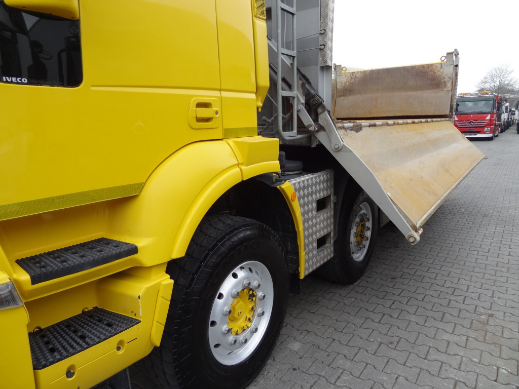 Iveco Trakker 450 8X4 Meiller - Truk jungkit: gambar 3 Iveco Trakker 450 8X4 Meiller - Truk jungkit: gambar 3