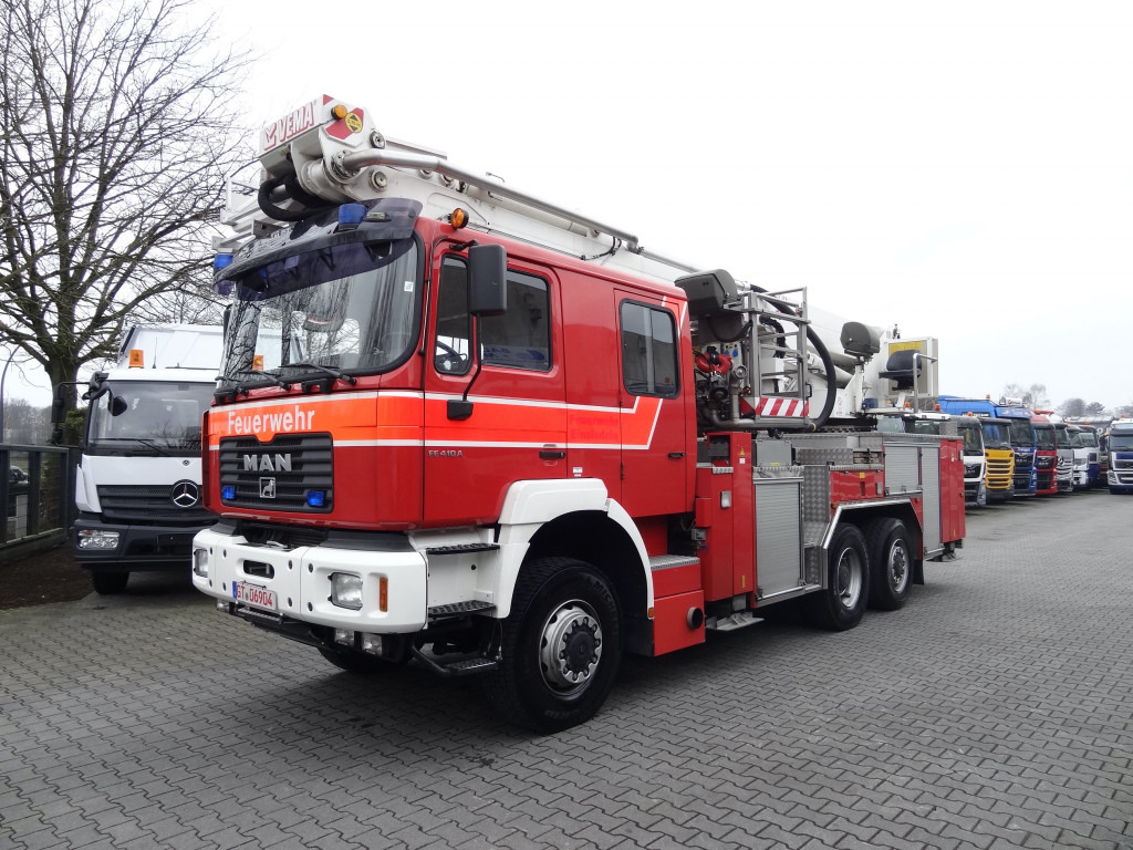 MAN FE 410 6X6 Feuerwehr Vema Lift 32 Meter - Platform udara yang dipasang di truk: gambar 1 MAN FE 410 6X6 Feuerwehr Vema Lift 32 Meter - Platform udara yang dipasang di truk: gambar 1