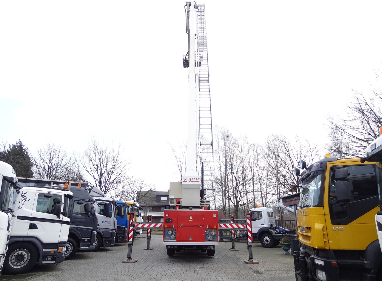 MAN FE 410 6X6 Feuerwehr Vema Lift 32 Meter - Platform udara yang dipasang di truk: gambar 2 MAN FE 410 6X6 Feuerwehr Vema Lift 32 Meter - Platform udara yang dipasang di truk: gambar 2