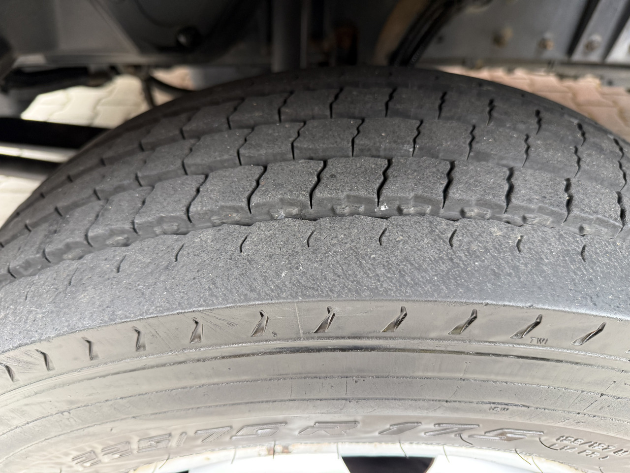 MAN TGL 8.180 BB - Truk flatbed: gambar 3 MAN TGL 8.180 BB - Truk flatbed: gambar 3