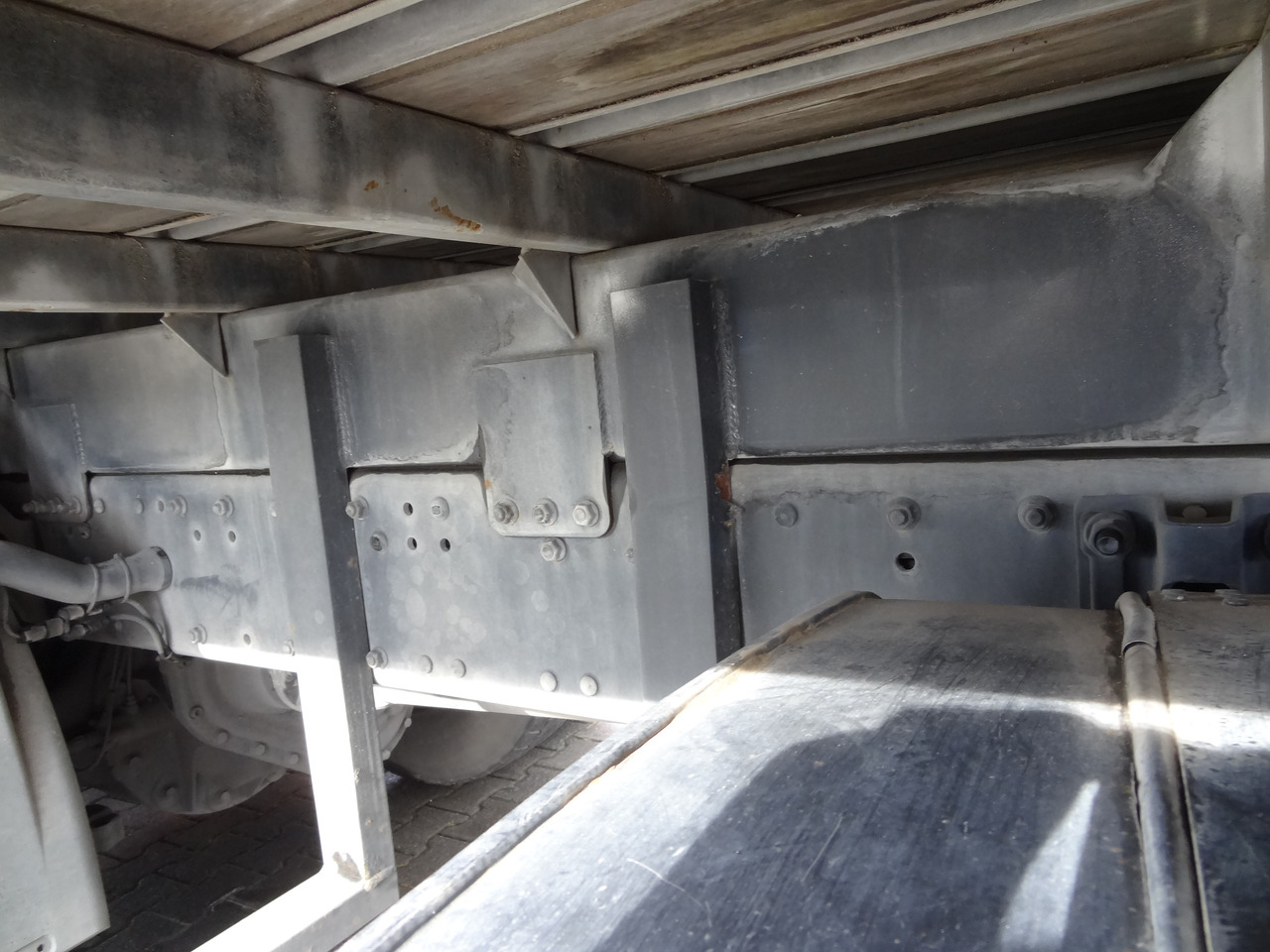 MAN TGS 26.320 6X4 BB mit Kran Fassi F175 - Truk derek, Truk flatbed: gambar 2 MAN TGS 26.320 6X4 BB mit Kran Fassi F175 - Truk derek, Truk flatbed: gambar 2