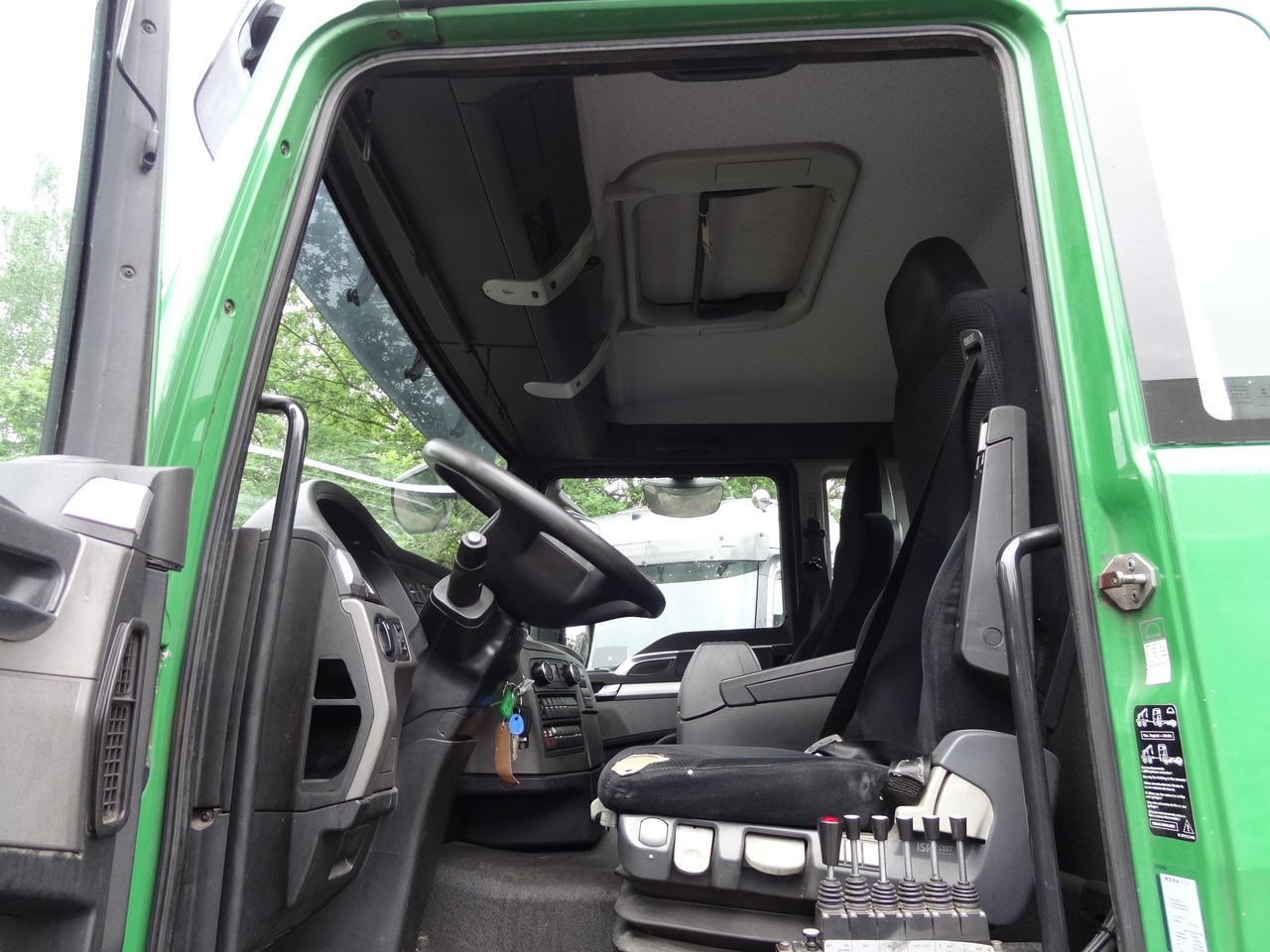 MAN TGS 35.440 8X4 BB VDL Haken - Hook lift: gambar 4 MAN TGS 35.440 8X4 BB VDL Haken - Hook lift: gambar 4