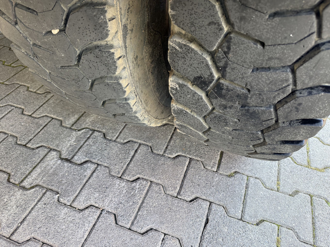 MAN TGS 41.500 8X6 BB Meiller - Truk jungkit: gambar 5 MAN TGS 41.500 8X6 BB Meiller - Truk jungkit: gambar 5