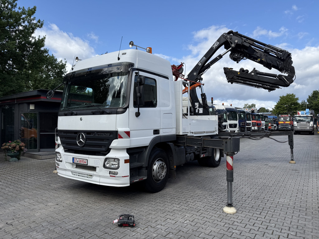 Mercedes-Benz Actros 1841 Kran Hiab 288 bis 30 Meter - Truk flatbed, Truk derek: gambar 1 Mercedes-Benz Actros 1841 Kran Hiab 288 bis 30 Meter - Truk flatbed, Truk derek: gambar 1