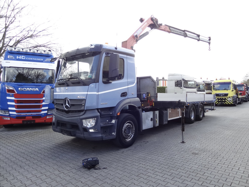 Mercedes-Benz Actros 2533 6X2 HMF 1820 Langmaterial - Truk flatbed, Truk derek: gambar 1 Mercedes-Benz Actros 2533 6X2 HMF 1820 Langmaterial - Truk flatbed, Truk derek: gambar 1