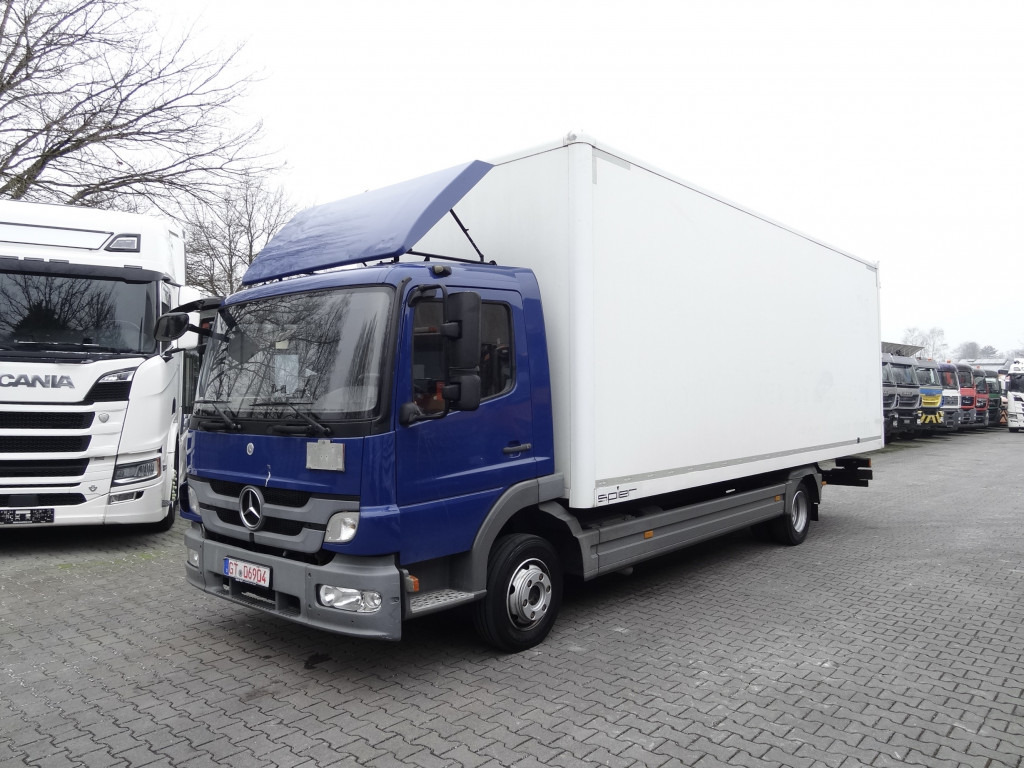 Mercedes-Benz Atego 822 - Truk box: gambar 1 Mercedes-Benz Atego 822 - Truk box: gambar 1