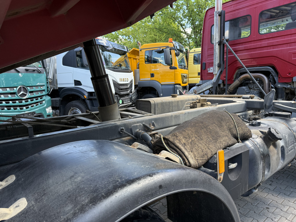 Mercedes-Benz Axor 1829 AK 4X4 Meiller - Truk jungkit: gambar 2 Mercedes-Benz Axor 1829 AK 4X4 Meiller - Truk jungkit: gambar 2