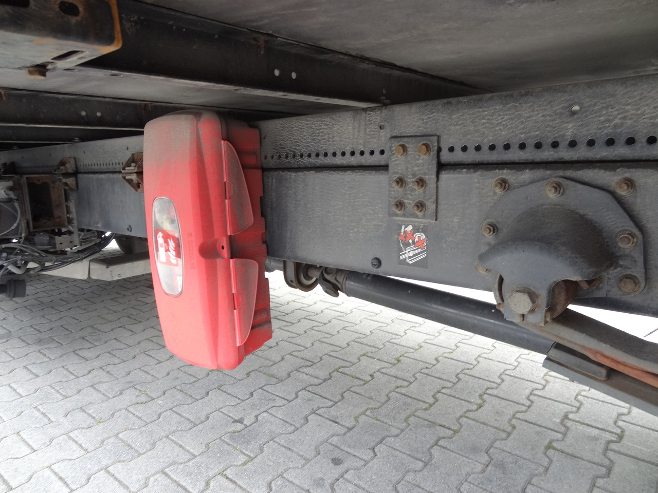 Renault D10.210 7m Koffer - Truk box: gambar 2 Renault D10.210 7m Koffer - Truk box: gambar 2