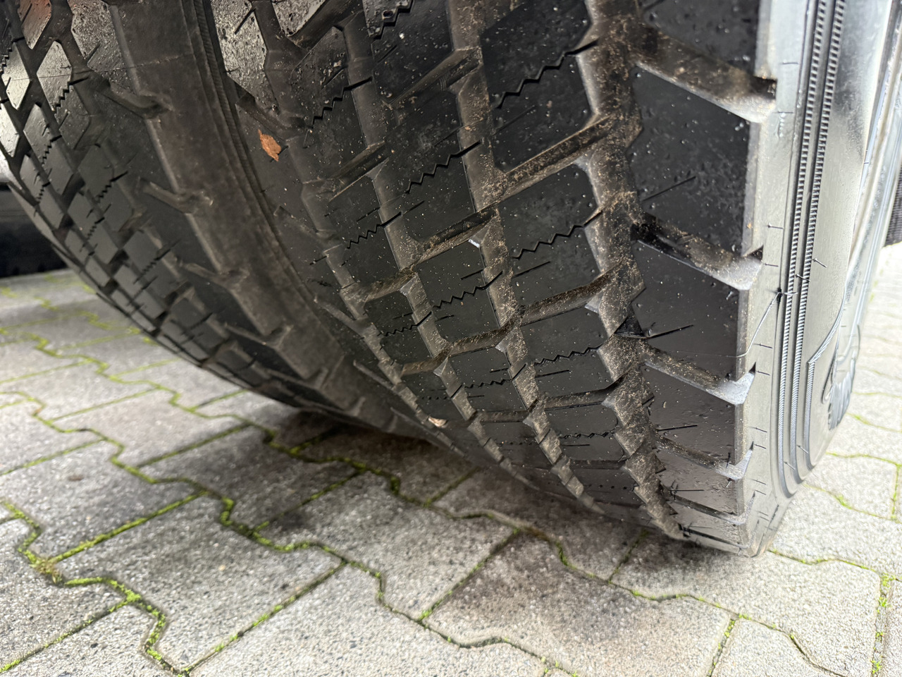 Scania P280 6X2*4 - Truk sasis: gambar 2 Scania P280 6X2*4 - Truk sasis: gambar 2