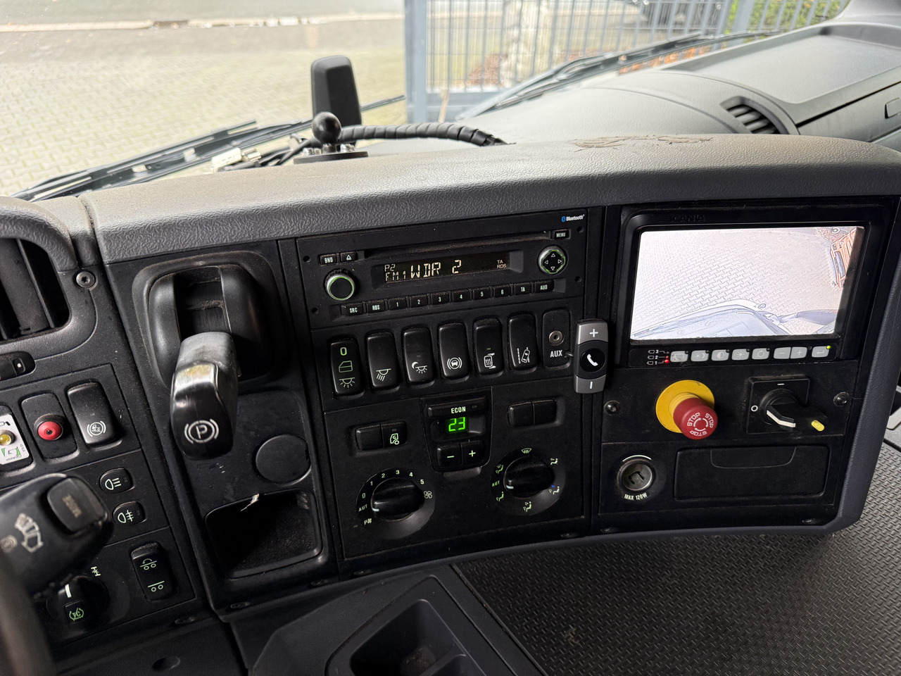 Scania P280 6X2*4 - Truk sasis: gambar 5 Scania P280 6X2*4 - Truk sasis: gambar 5