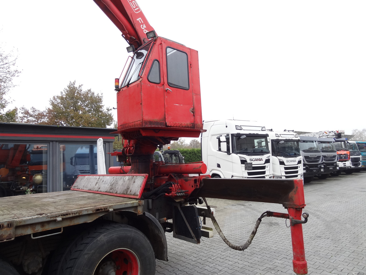 Scania R144 460 6X4 Fassi 360 bis 25 Meter - Truk derek, Truk flatbed: gambar 2 Scania R144 460 6X4 Fassi 360 bis 25 Meter - Truk derek, Truk flatbed: gambar 2