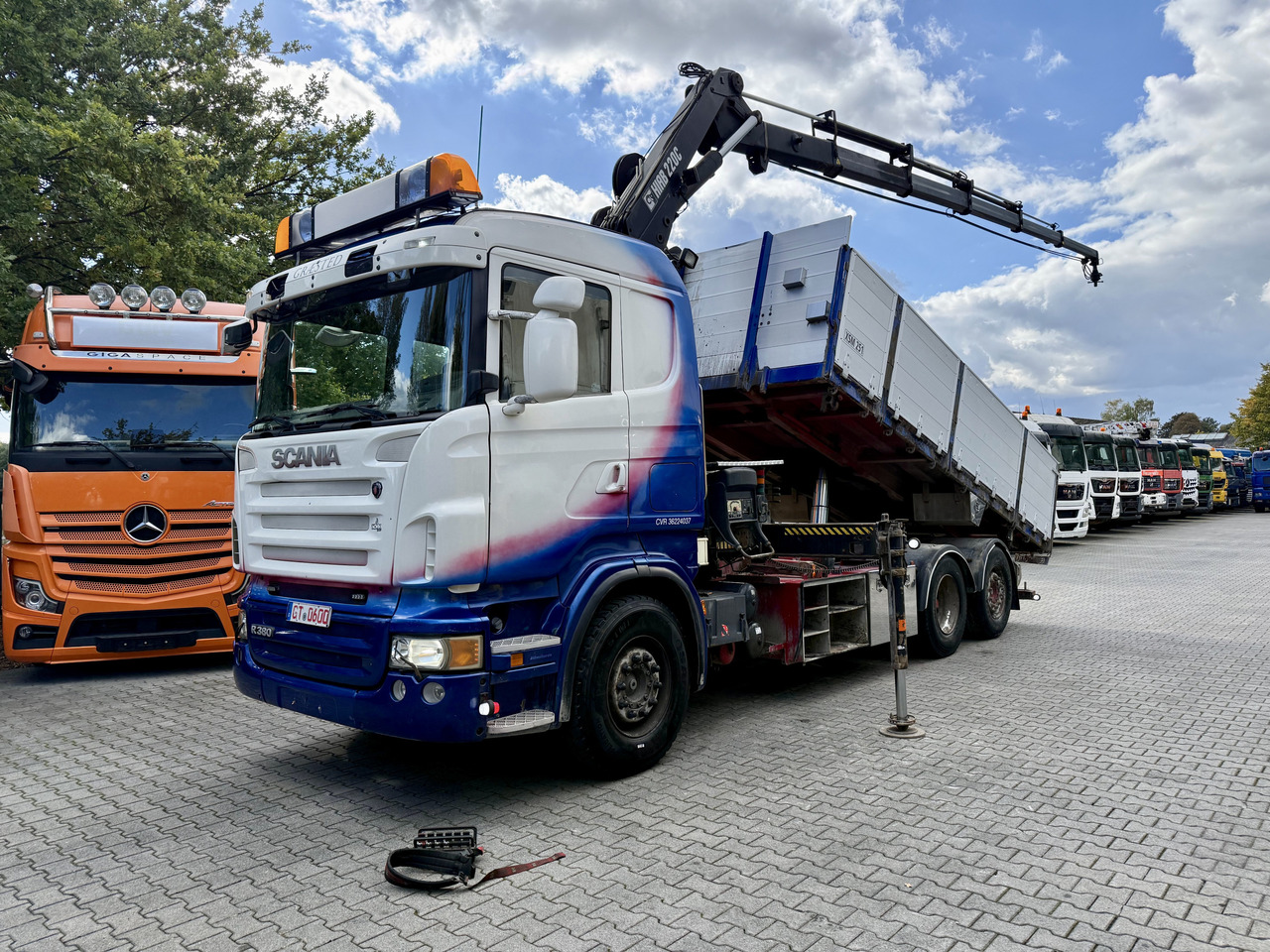 Scania R380 6X2*4 Kipper mit Kran HIAB 220 - Truk jungkit, Truk derek: gambar 1 Scania R380 6X2*4 Kipper mit Kran HIAB 220 - Truk jungkit, Truk derek: gambar 1