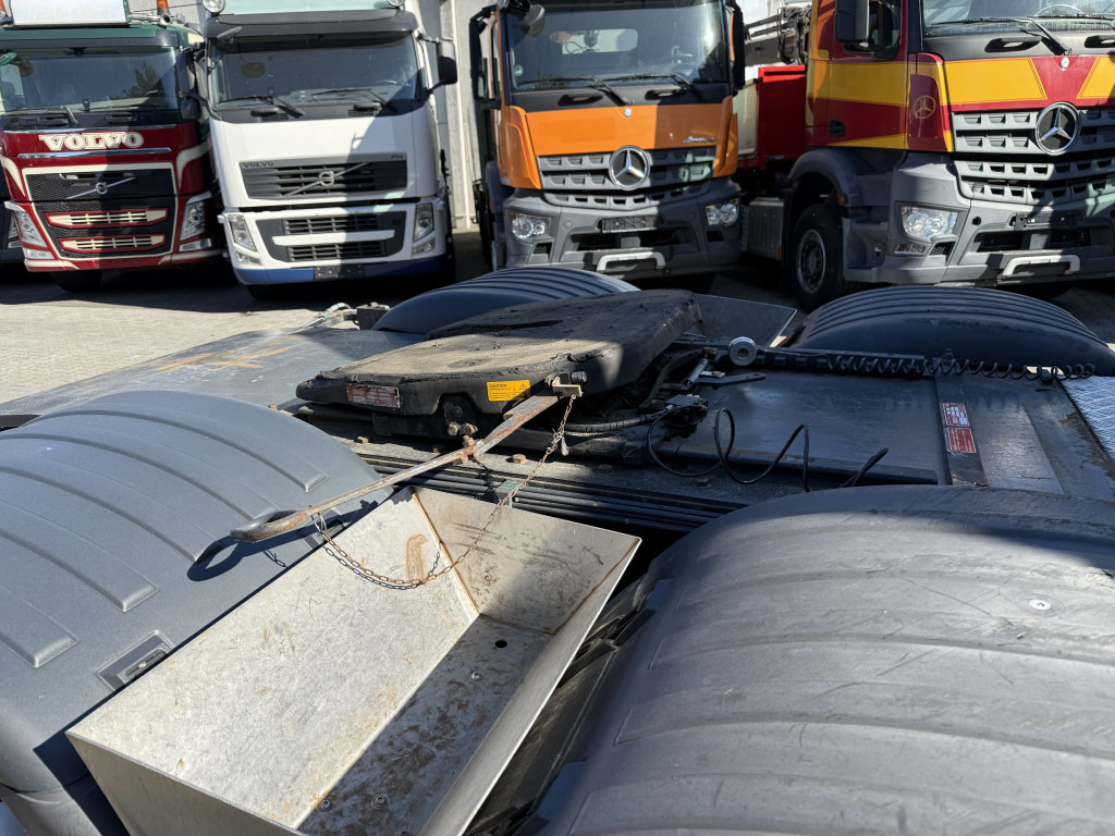 Scania R400 6X2 Kran Hiab 377-8 bis 25 Meter - Truk derek, Tractor head: gambar 2 Scania R400 6X2 Kran Hiab 377-8 bis 25 Meter - Truk derek, Tractor head: gambar 2