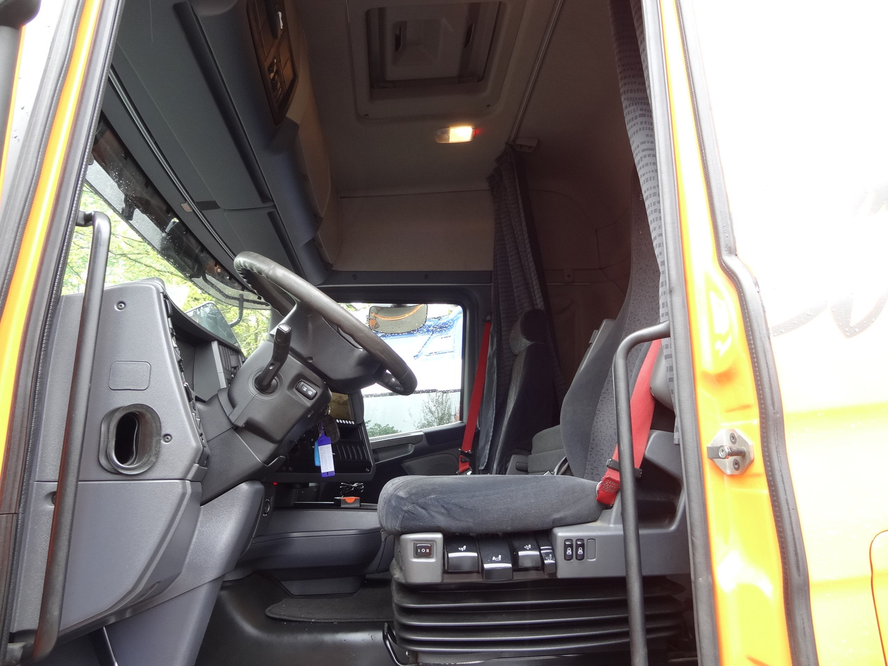 Scania R480 6X2*4 Kran Atlas 240 bis 20 Meter - Truk flatbed, Truk derek: gambar 3 Scania R480 6X2*4 Kran Atlas 240 bis 20 Meter - Truk flatbed, Truk derek: gambar 3