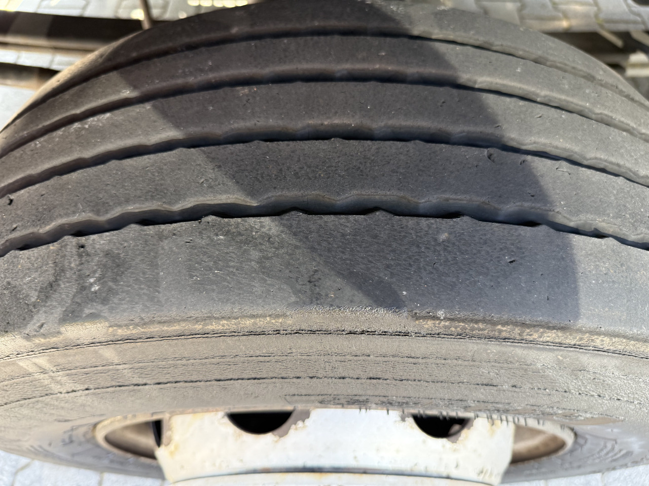 Daf LF 220.13 Kran Hiab 111 E-3 HiDuo - Tractor head: gambar 4 Daf LF 220.13 Kran Hiab 111 E-3 HiDuo - Tractor head: gambar 4