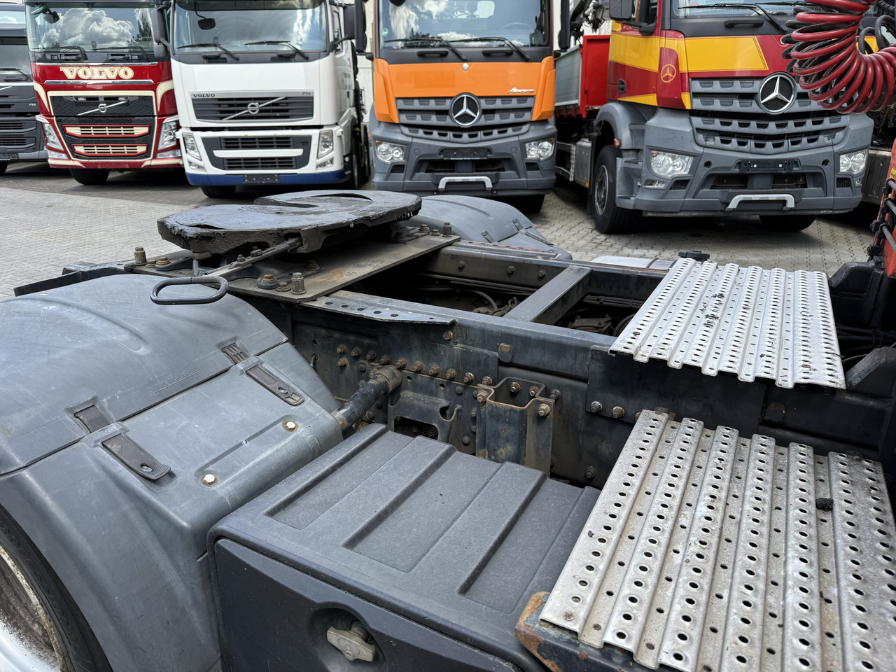 MAN TGA 18.430 Kran Palfinger 16502 bis 26.5 Meter - Tractor head: gambar 2 MAN TGA 18.430 Kran Palfinger 16502 bis 26.5 Meter - Tractor head: gambar 2